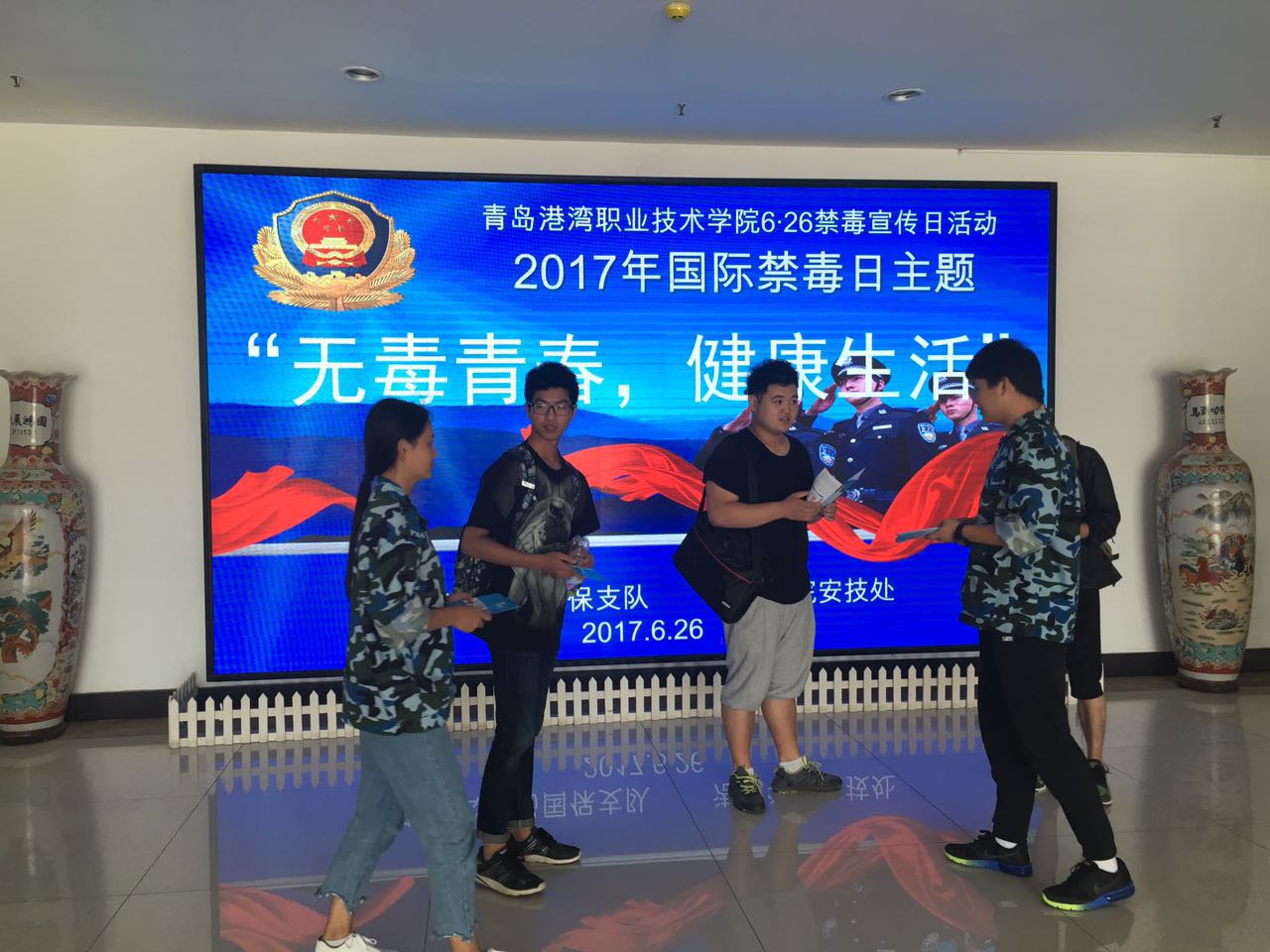 图1