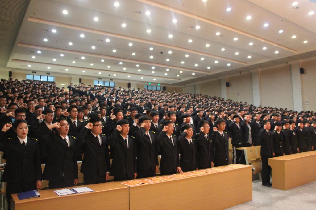 图2:重温入团誓词