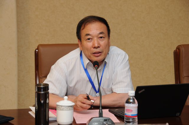山东商业职业技术学院院长钱乃余教授发言